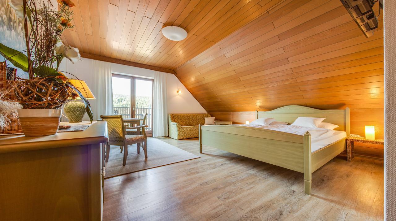 Schiesl Inn *